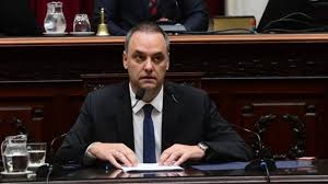 /imagenes/adorni_congreso.jpeg
